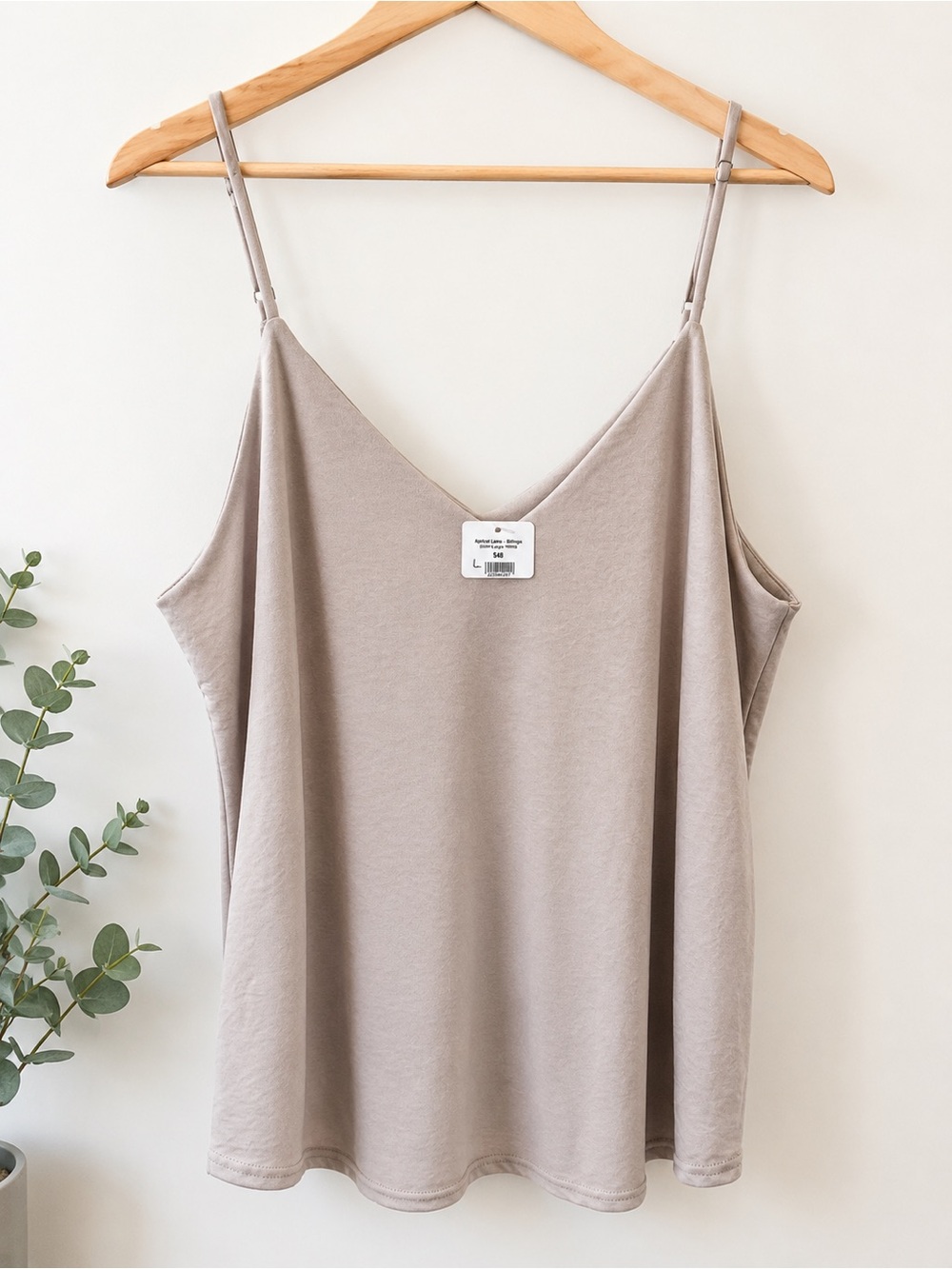 NWT Charlotte Avery Apricot Lane V-Neck swing cami  Top
